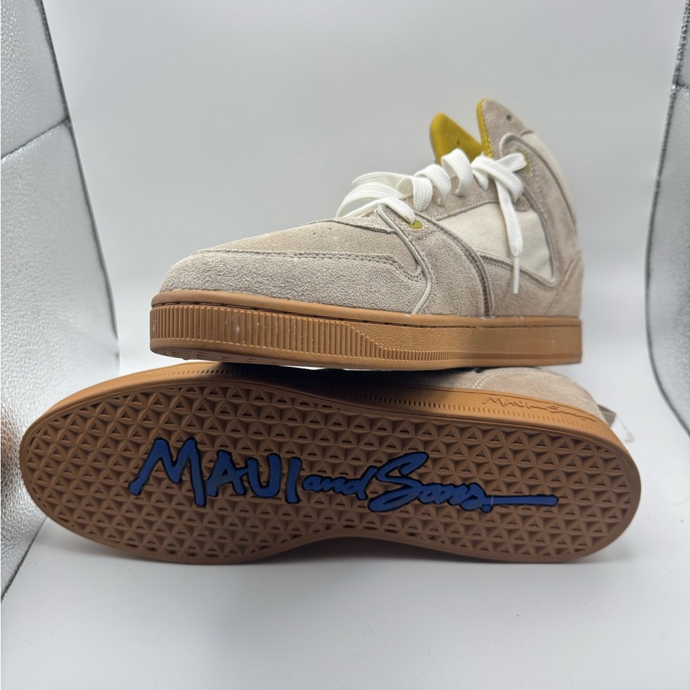 Maui and Sons Men's Beige and White Sneakers